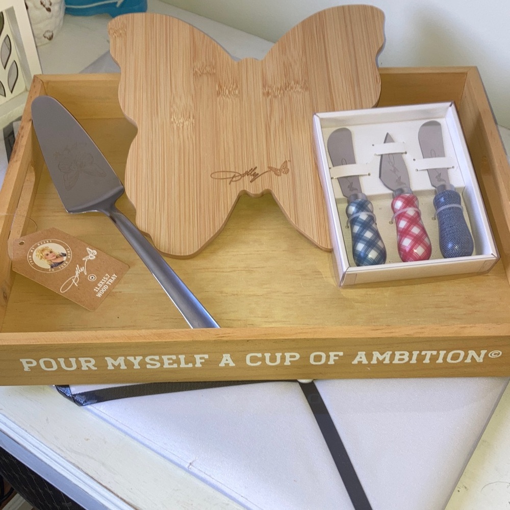 Dolly Collection Butterfly Cheese Board and Knife Set, Serving tray - Picture 5 of 5